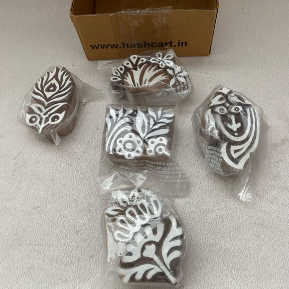 Arts & Crafts Decorative Wooden Stamp Blocks . Set of 10 Pieces. New in Box - Picture 3 of 7